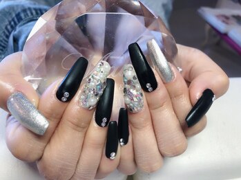 マリカ ネイルサロンアンドスクール(Malika)/