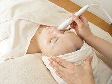 アンジェーム(angeame)/ハイドロスプラッシュで毛穴洗浄