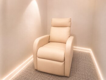 リア バイ エンス(RIA by N+th)の写真/烏丸駅徒歩1分!完全個室で安心のセルフホワイトニングで理想の白さを現実に!