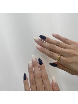 アイラッシュサロンモアナ 梅田芝田店(MOANA)/BLACK×WHITE