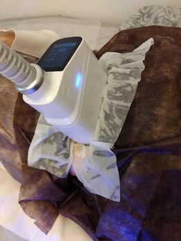 ルアナ(Luana)/１番人気！お腹脂肪冷却