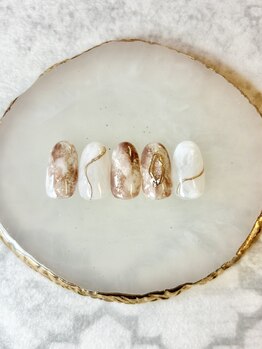 RICHELLE Design Collection