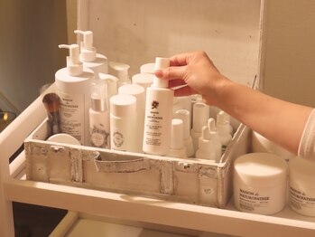 バザルナ(Basaluna)/素肌の土台を作るフェイシャル