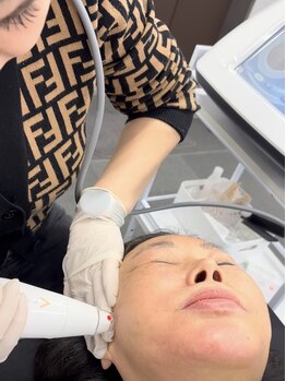 パールブルー(All Perl blue)/韓国技術の白玉美肌ケア