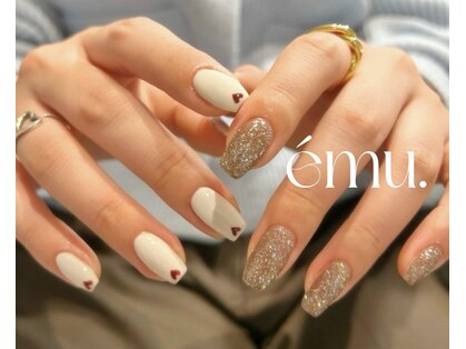 エミュ(emu.)の写真