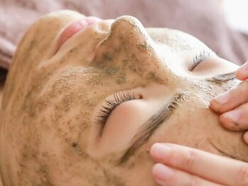 ニコリ 大宮(NICORI)の写真/ニキビケア・凸凹赤み・あらゆる肌トラブルを徹底改善！【剥けないハーブピーリング×水光プラズマ】