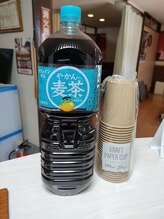 からだのしくみ工房石塚治療院/冷たい麦茶ご用意しています