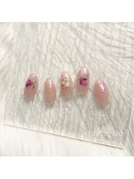 アムルーズ(Amoureuse)/押し花ネイル♪