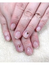 ティアラ(Tiara)/クリア