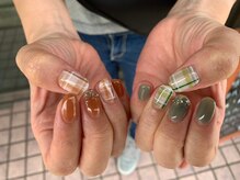フリープ(freep)/チェック/アシメネイル/秋ネイル