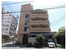 ほぐし処大空の雰囲気（共同エントランスから入り、通路の奥に店の入り口があります）