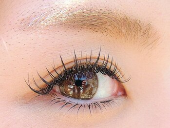 コハク アイデザイン(Cohaku eye design)の写真/名店で経験を積んだ実力派アイデザイナーが揃うリピート率90%以上の人気店☆駐車場完備！理想の目元に♪