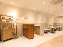 落ち着いた雰囲気の店内で癒されてください♪