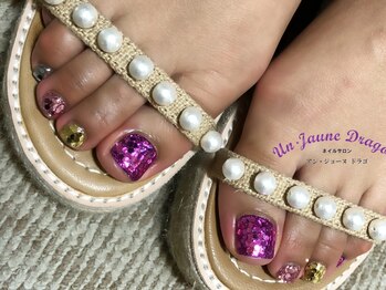 アン ジョーヌドラゴ/フット☆キラキラネイル