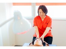 ドライヘッドスパで自律神経を整え、目覚めもスッキリ♪