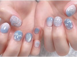 ブルー＆リボンネイル