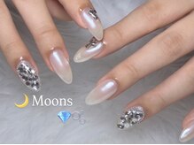 ムーンズ(Moon's)/