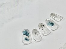 ラグウナ(Laguna)/ブルーインクとラメグラデ