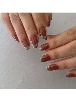 モニーク(Monique)/ラメフレンチ