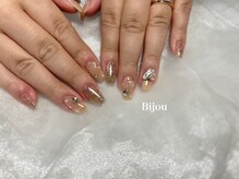 ネイルモア 藤が丘店(nail mor.)/ビジューネイル