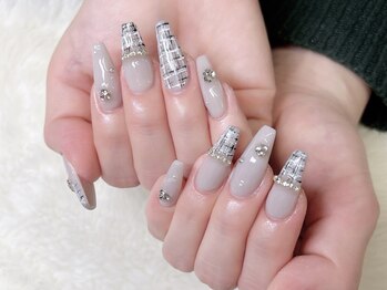 ティアラネイル(TIARA NAIL)/スカルプベース自由¥13000