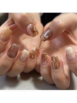 ユティル(Utile)/ニュアンスネイル¥9000