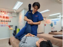 サンライズ鍼灸整骨院 豊中本院の雰囲気(背術風景)