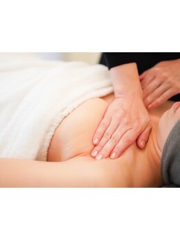 バストラインを整えたい