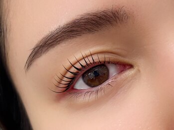 イチイチゼロロク(11:06)/眉＋マスカラパーマ