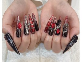 赤黒カッコいい系ロングネイル