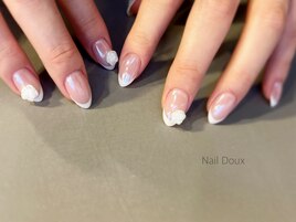 ホワイトローズネイル