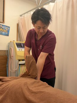 江戸川名倉整体院の写真/【腰痛・姿勢矯正に】骨盤の歪みを整えて腰の負担を軽減◎ボキボキしない矯正で初めての方も安心です!