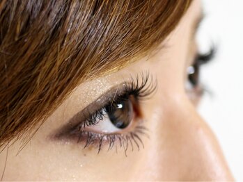 アウリン(AURYN)/パッチリEYE