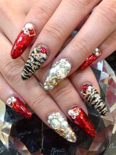 エスフィーネイルサロン ブリーユ(Esfy nailsalon Brille)/ホロうめつくしネイル