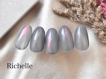 RICHELLE Design Collection