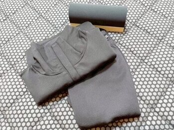 痩せる温活×滝汗デトックス×美肌ケア yosapark cue/着るだけで岩盤浴!専用ウエア