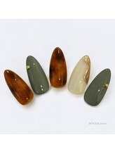 アールネイルドットコム(R*NAIL.com)/¥8,800定額デザイン