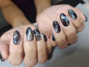 マニル アンド ネトラ(manil & netola)/ブラックニュアンス