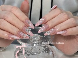 キラキラピンクフレンチネイル