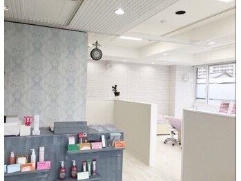 ビューティーサロン ココ 大垣店(COCO)/待合♪