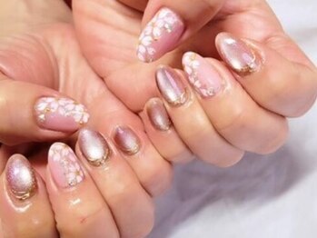 アフロディーテ(Aphrodite)の写真/花嫁さんはもちろん、パーティーネイルもおまかせ！豊富なデザインから、やりたいネイルが見つかります♪