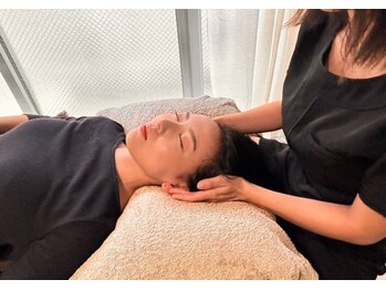 ルポアミ 代々木上原(REPOS AMI)の写真/【クラニオヘッドスパ♪】アメリカ生まれのヘッドスパ☆優しいタッチで頭の歪みを整えます♪