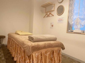 リラックスマイル 藤沢店(リラックSmile)の写真/ペア来店でお2人同時に施術可!!【全身整体60分¥9000⇒¥8600(2名分)¥8600】本場の技術で身体の疲れも解消♪