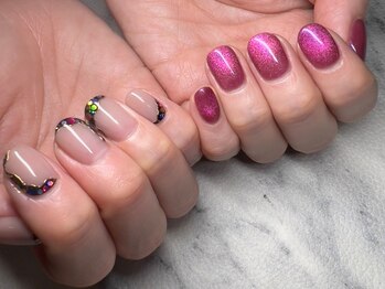 エルミネイル(ELMI nail)の写真/【豊富なカラー&アートでおもてなし♪】人気のマグネットネイルやニュアンスネイルなど幅広くご用意有り◎