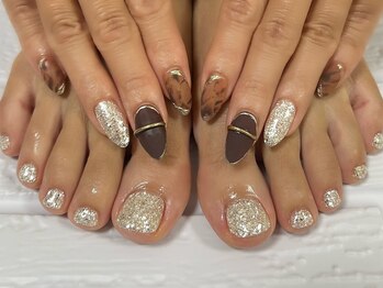 HandとFoot