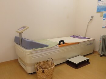 たか鍼灸接骨院/ウォーターベッドです