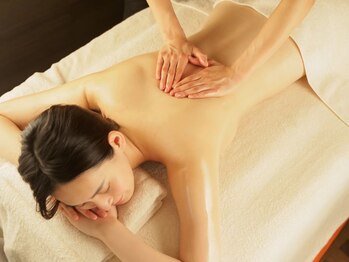 健美リカバリーステージ【アロマリンパマッサージ/整体】の写真/肩こり・むくみ・冷えなど、日々の疲れを流して整えて、深く癒す。心も体も軽くなる、あなただけの時間♪