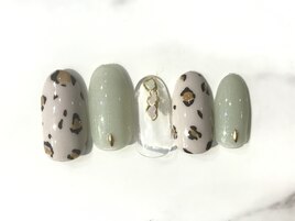 レオパードネイル