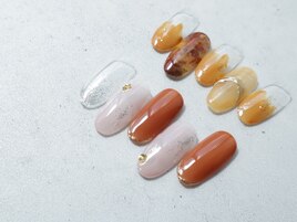 【秋ニュアンスネイル】