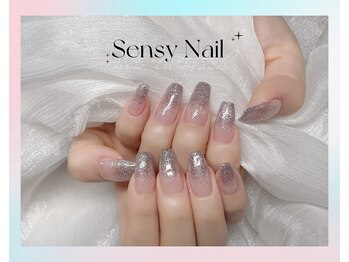 センシー ネイル スタジオ(Sensy Nail Studio)/2色無料 + 600円パーツ1コ付き